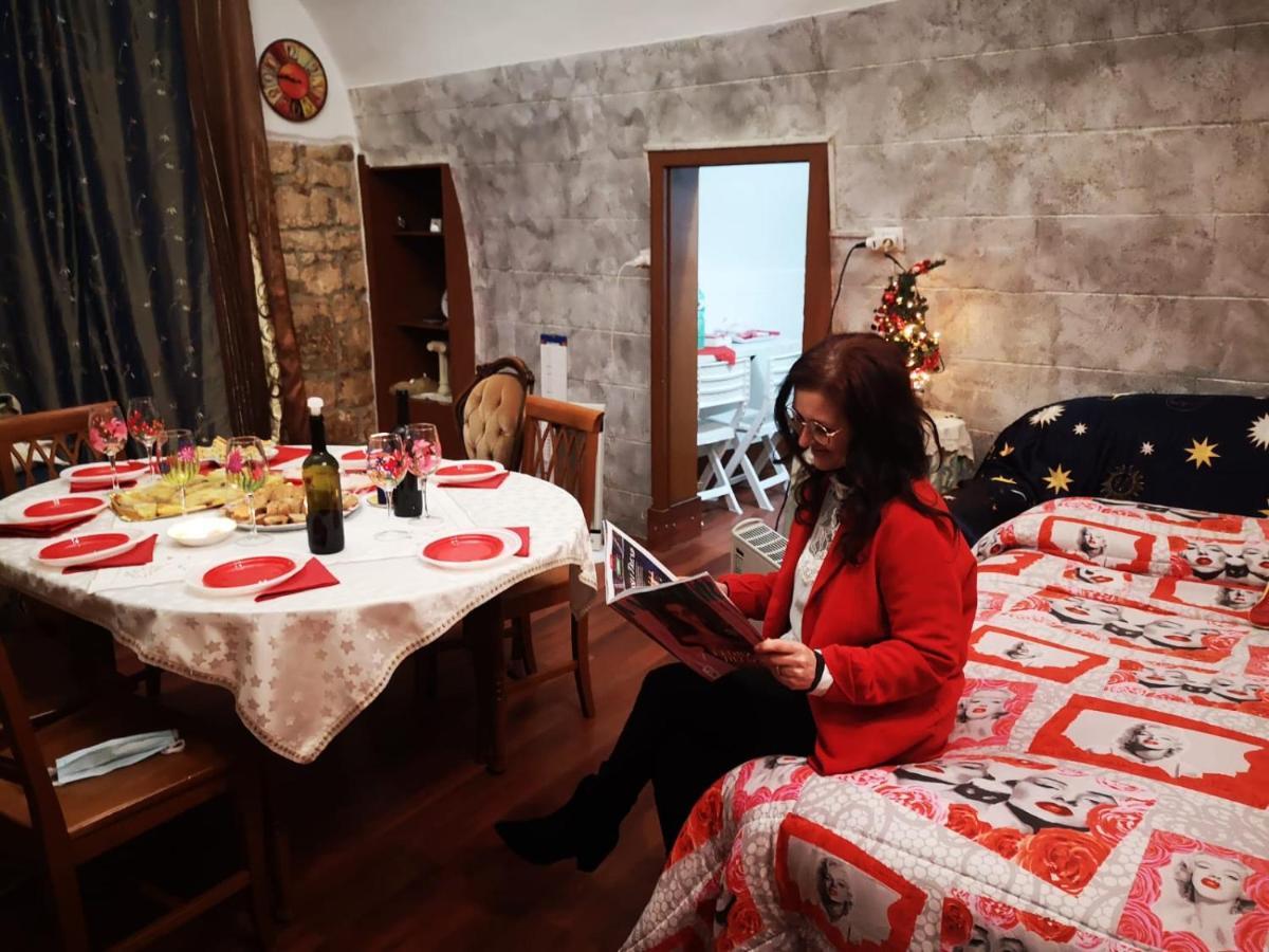 Апартаменты Casa Vacanza Mary Сантерамо-ин-Колле Экстерьер фото